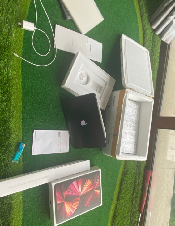 出ipadpro 2021 m1 128g...