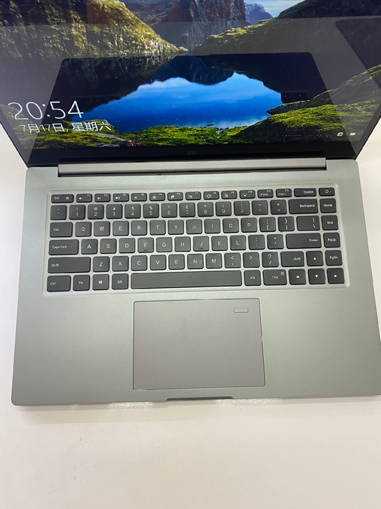 小米笔记本pro i5 8代处理器 8G内...