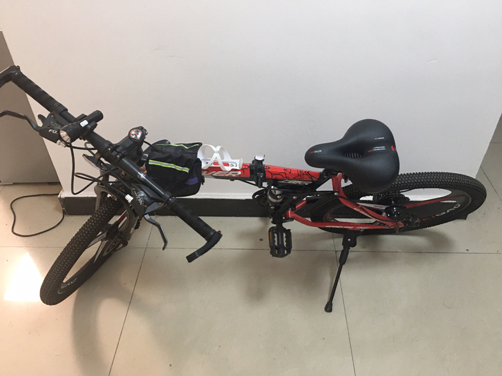 闲置二手永久折叠自行车一辆，21速，可小刀...