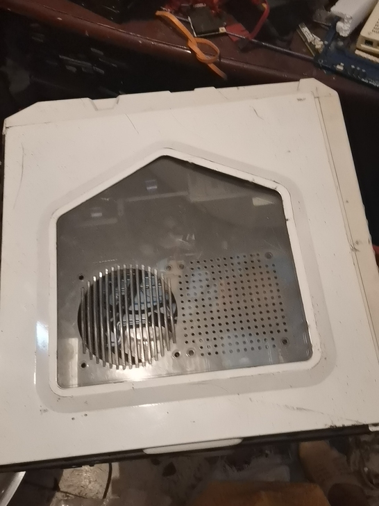 电脑机箱，电源，光驱，风扇，便宜出，