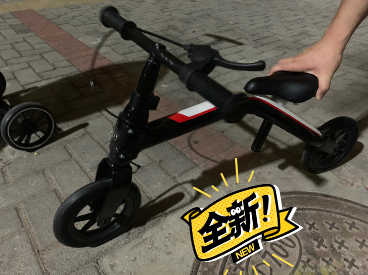 买车送的 奥迪牌子的 平衡单车滑板车两用 ...
