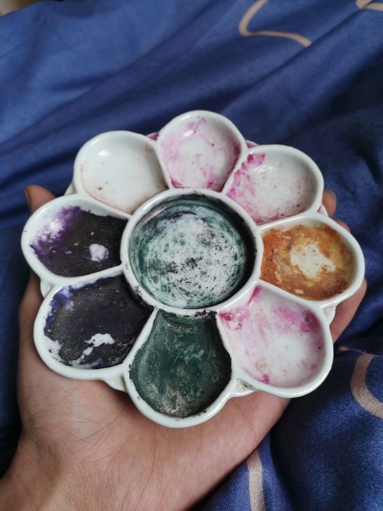 清代调色盘 清代调色盘，支钉烧造，一线收货...