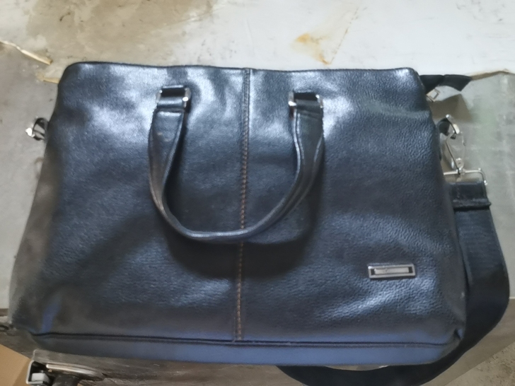 男士手提包，十来个，80一个处理，只支持自...