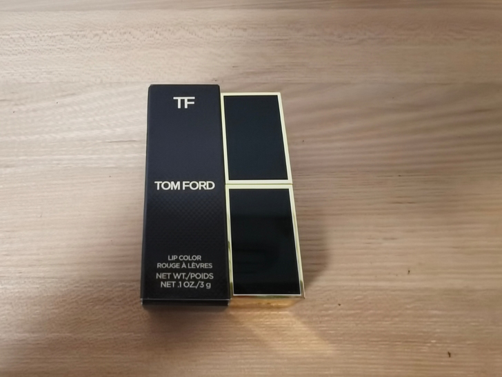 TF口红，16号色，热卖色，余量很多，怀孕...