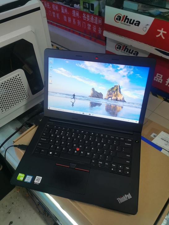联想thinkpad E470c六代i3笔...