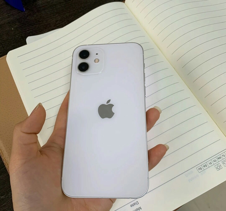 iPhone苹果12，白色，128G，国行...