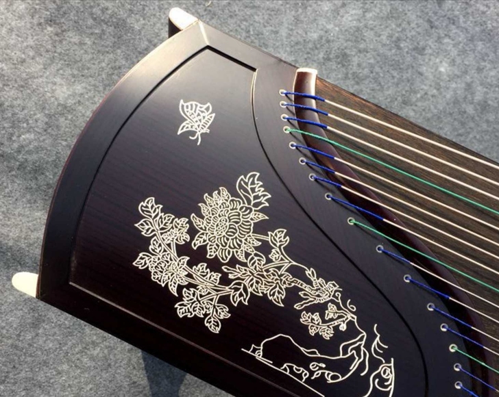 急售新古筝4千多买回现便宜转出，可弹到十级...