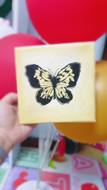 本人纯手绘丙烯装饰画，蝴蝶，材质油画布带内...