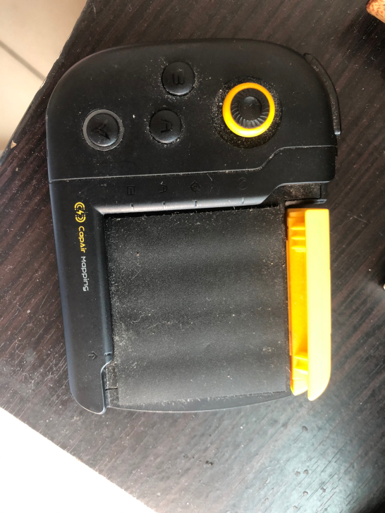 飞智黄蜂游戏手柄