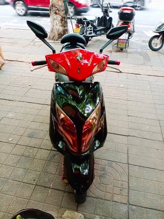 新日60V运动版电动车,20年的原装电池,...