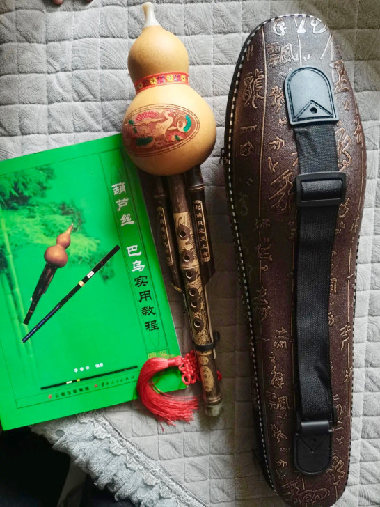 之前开兴趣班的，闲置出紫竹葫芦丝降b调c调...