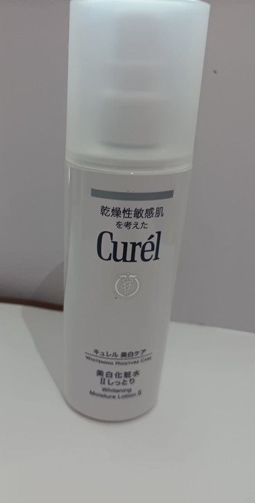 珂润美白化妆水屈臣氏专柜入手