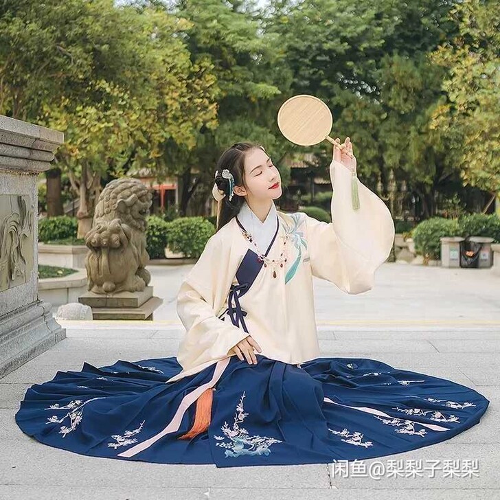 出 汉尚华莲 绝版 汉服