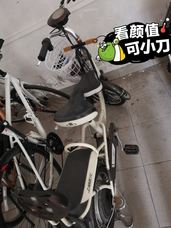 永久锂电池电动车，买了3年左右，骑的比较少...