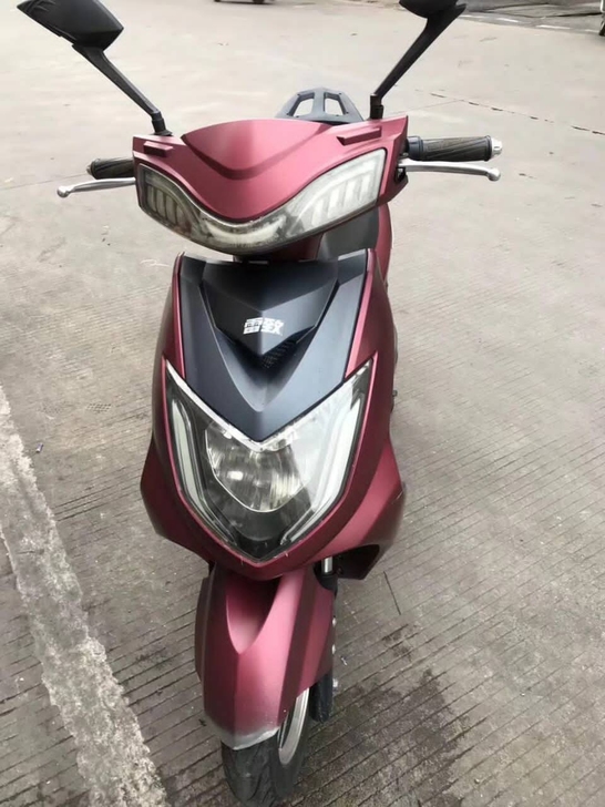 各大品牌二手电动车，爱玛，雅迪，新日，小刀...