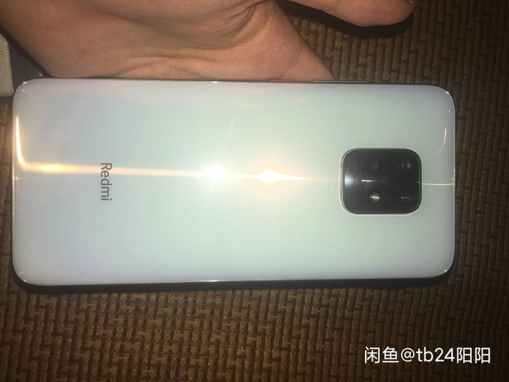 红米手机转让有发票带保修期