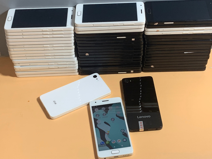 联想zuk z2手机 4+64G 3+32...