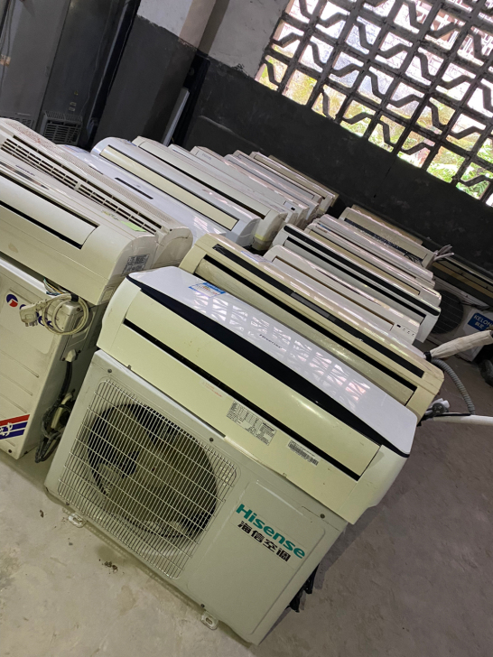 二手3匹美的柜机空调3台2600每台，，一...