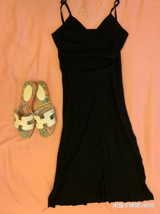 裙子新买的没有穿过哦。