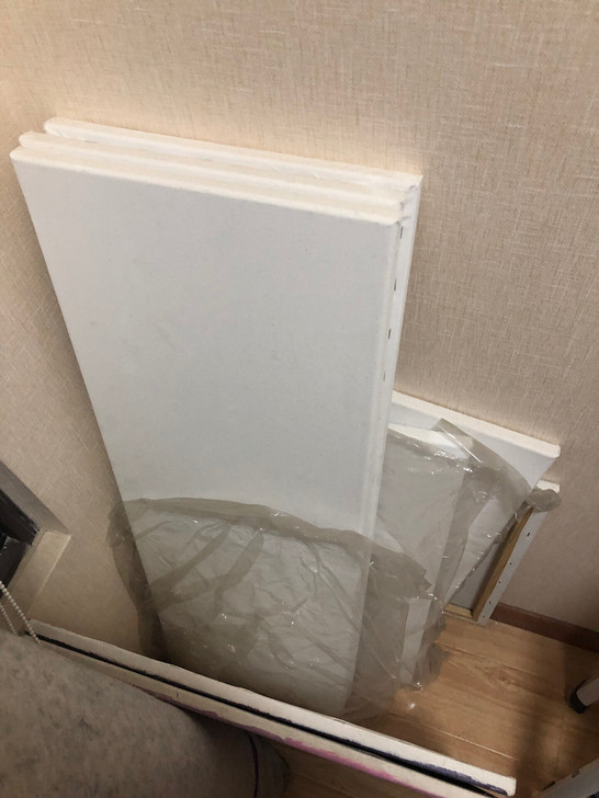 同城卖 油画布 后面有框架固定 买过来准备...