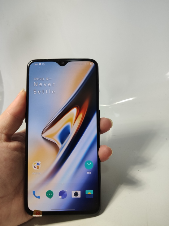 一加6T 8+128 黑色 特价 包邮