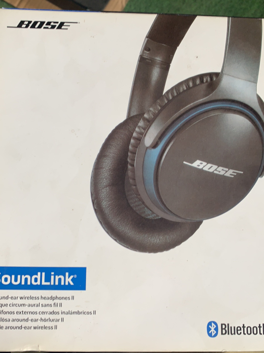 BOSE soundlink成色如图，配件...