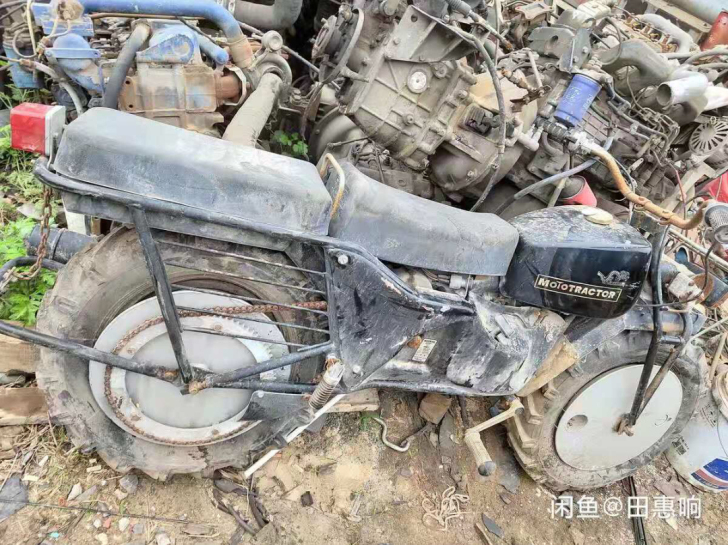 两驱动摩托车。车型稀少。越野摩托车