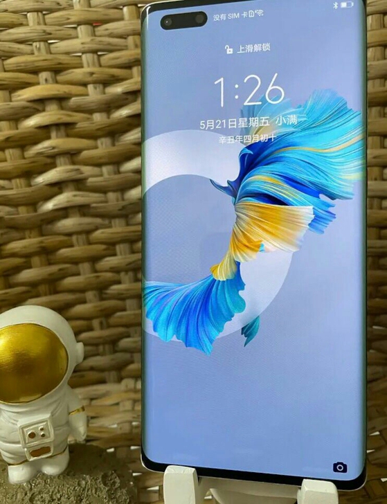 HUAWEI Mate 40 pro 国行...