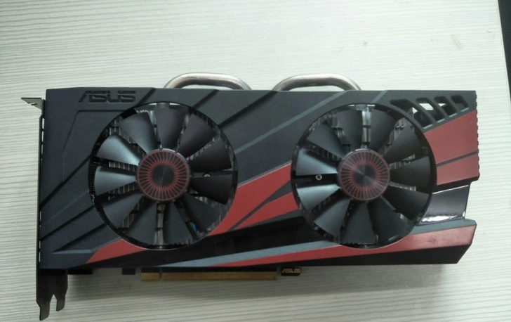 华硕960  2g显卡，鲁大师98000（...