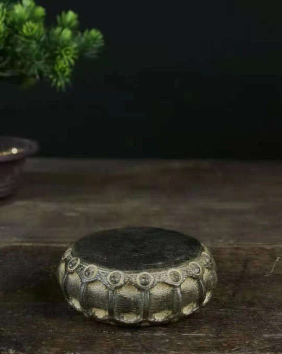 【山西青石十六棱石鼓】