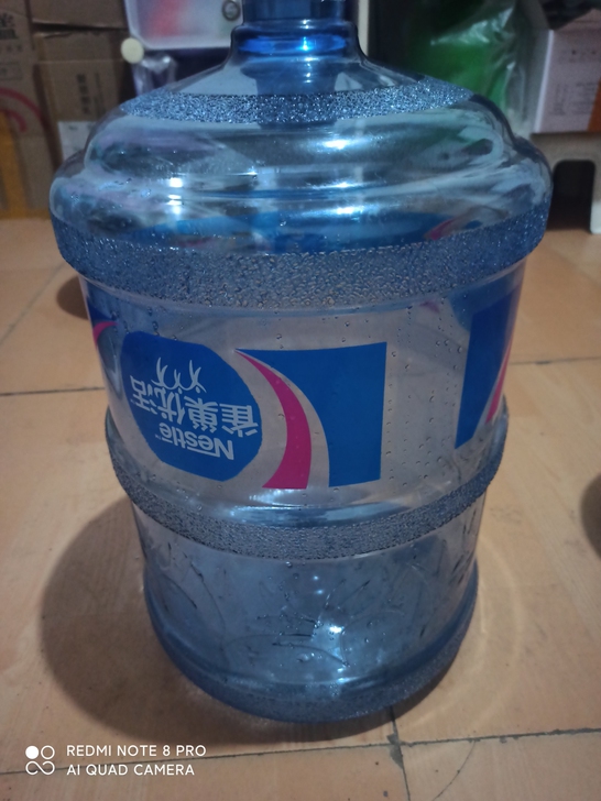 饮水机上的水桶，10元门头沟双峪菜市场附近...