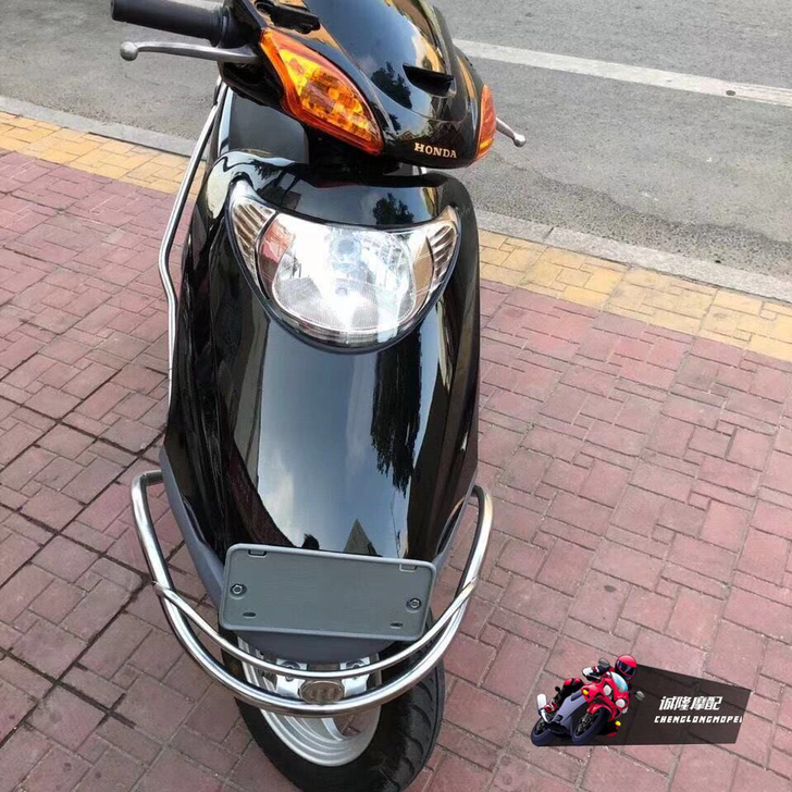 代步摩托车本田125cc开起来贼快