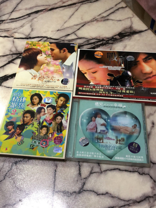 正版CD。 蔷薇之恋原声带 40。 战神原...
