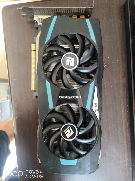 HD7990显卡，3G，成色还不错，不知道...