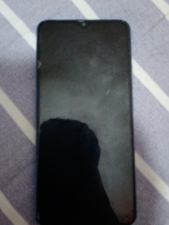 VIVO Y7S 6+128 海风青 屏幕...