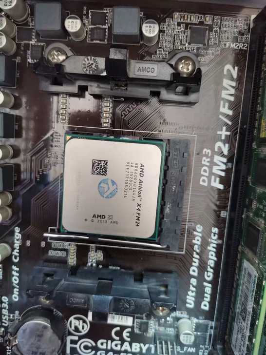 x4 860k，四核amd的cpu。正常使...