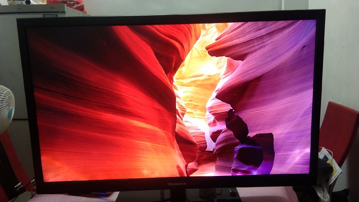 创维42E500E全高清液晶电视机。出台创...