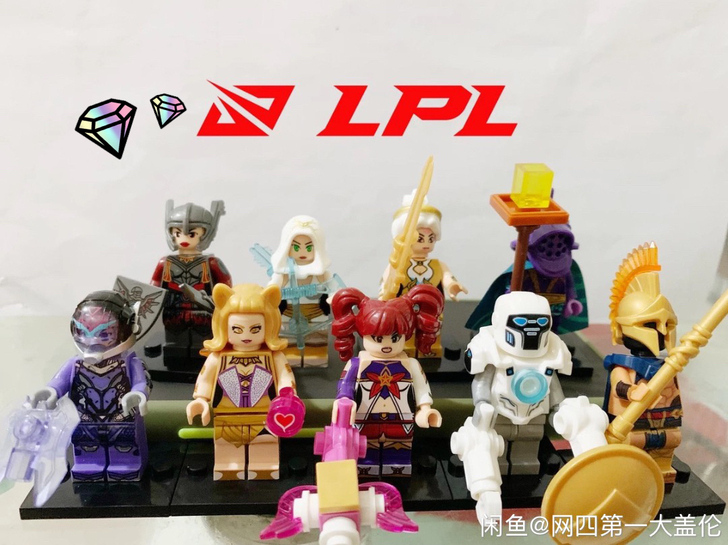 联盟LOL积木拼装摆件手办玩具金克丝潘森瑞文