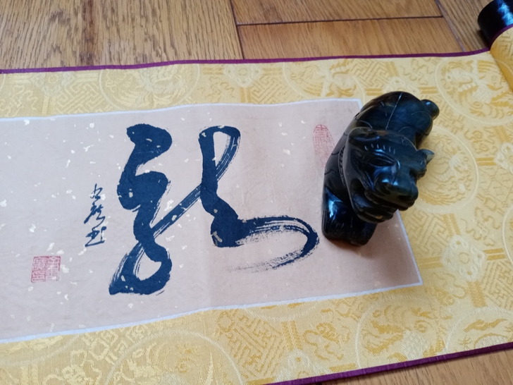 玉石虎,玉石雕刻老虎多年前收藏,书画家可做...