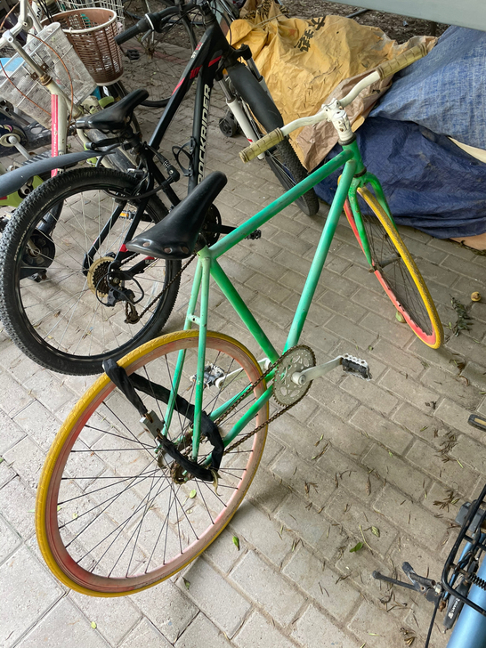 实心死飞自行车便宜出，只支持同城面交