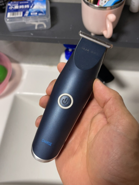 奥克斯理发器,单机,还很好用,使用正常