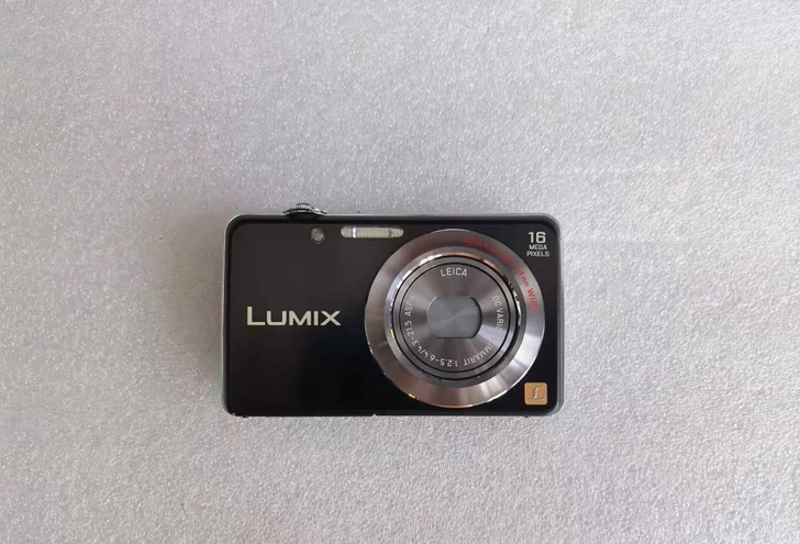 松下FH8 (99新,8G内存卡,德国莱卡...