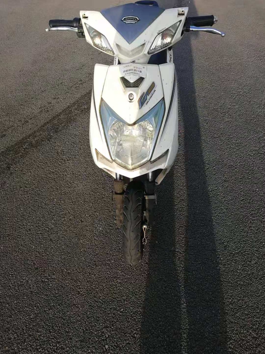 电动车便宜出一个 外观还可以的 速度快 动...