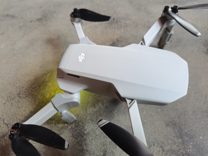 大疆mini1畅飞版，入手后没飞过几次，电...