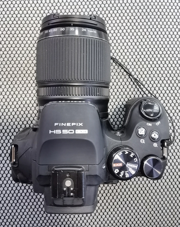 富士HS50EXR， 长焦相机，42倍光学...