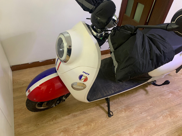 品牌型号  小刀电动车