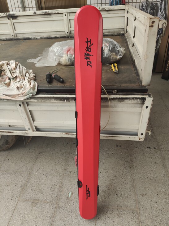硬壳鱼竿包，正品海明威钓具刀锋战士鱼竿包。...