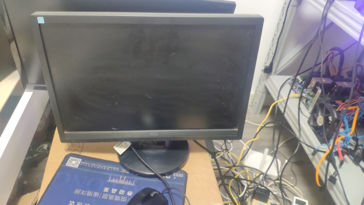显示器