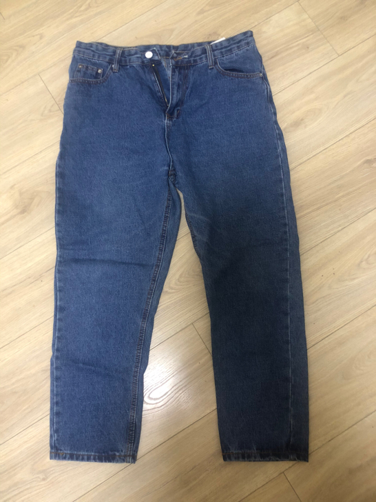 出女装牛仔裤 xxl 轻微穿着痕迹 适合1...