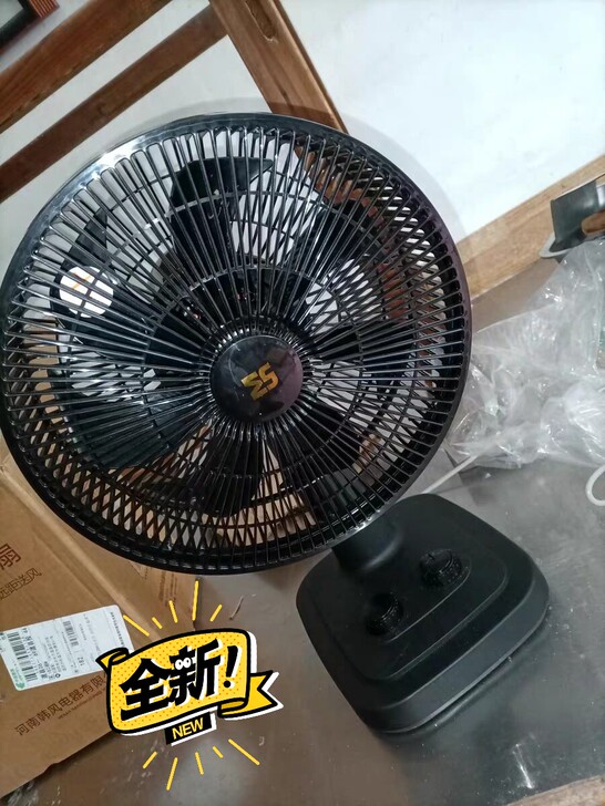全新未拆！5台台式风扇家用静音电风扇